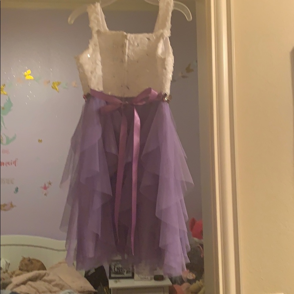 Dress - Picture 2 of 2